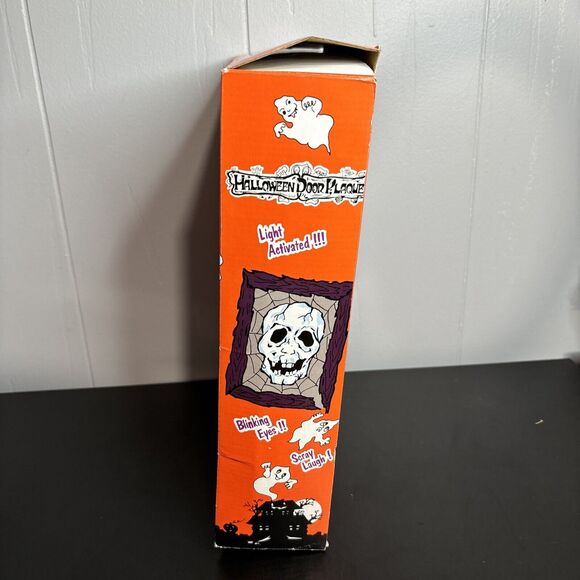 VINTAGE 1995 PROP SOUND LAUGHING BLINKING DOOR PLAQUE SKULL BOX HORROR HALLOWEEN - Picture 4 of 12